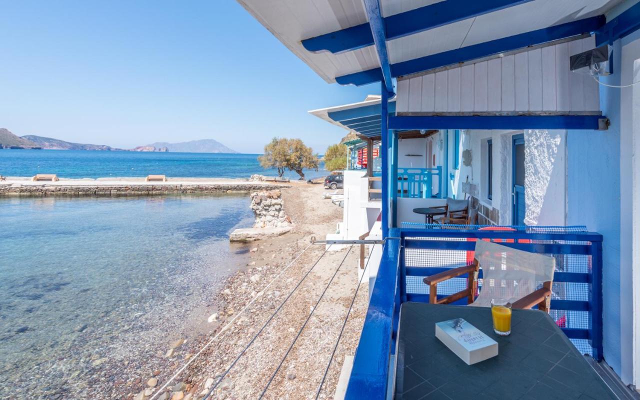 Blue Traditional Boathouse In Klima Klima  Luaran gambar