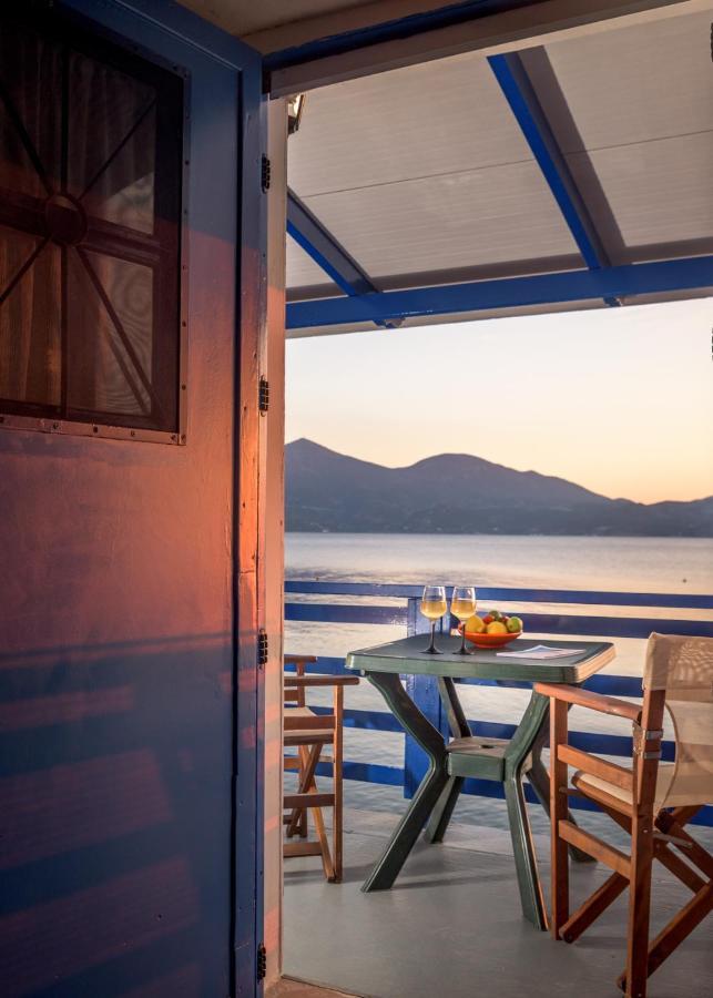 Blue Traditional Boathouse In Klima Klima  Luaran gambar